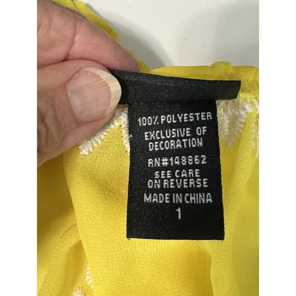 Torrid Yellow Smocked Floral Chiffon Short Sleeve Blouse Plus Size 1 - Picture 11 of 14